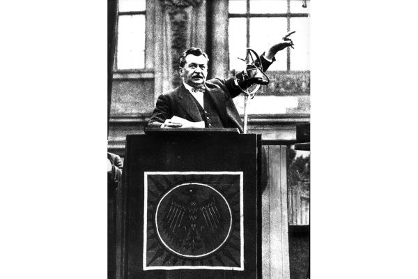 Otto Wels bei seiner Rede
